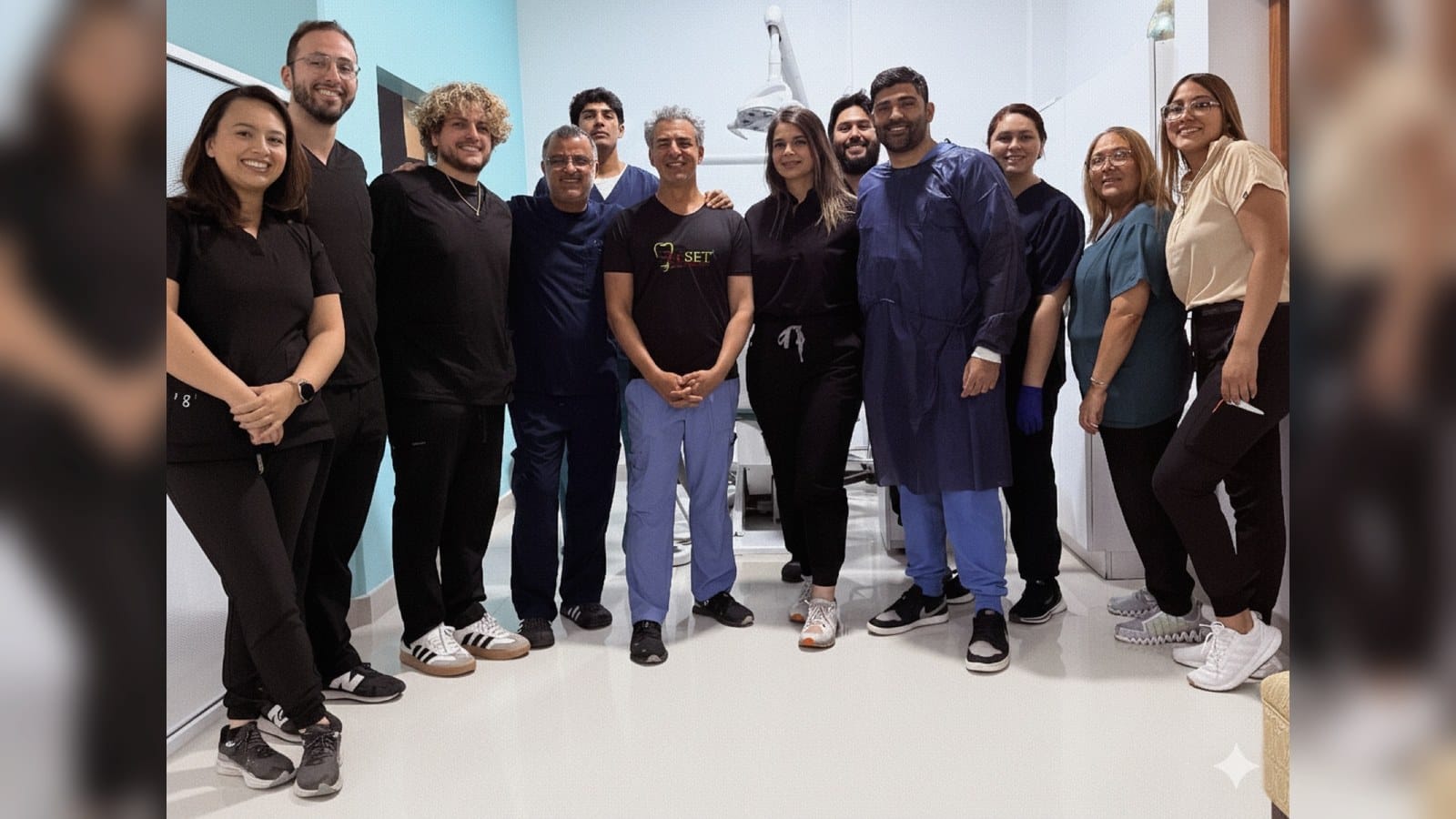 Course group of dentists and mentors at a 3rdSET live-patient implant training program